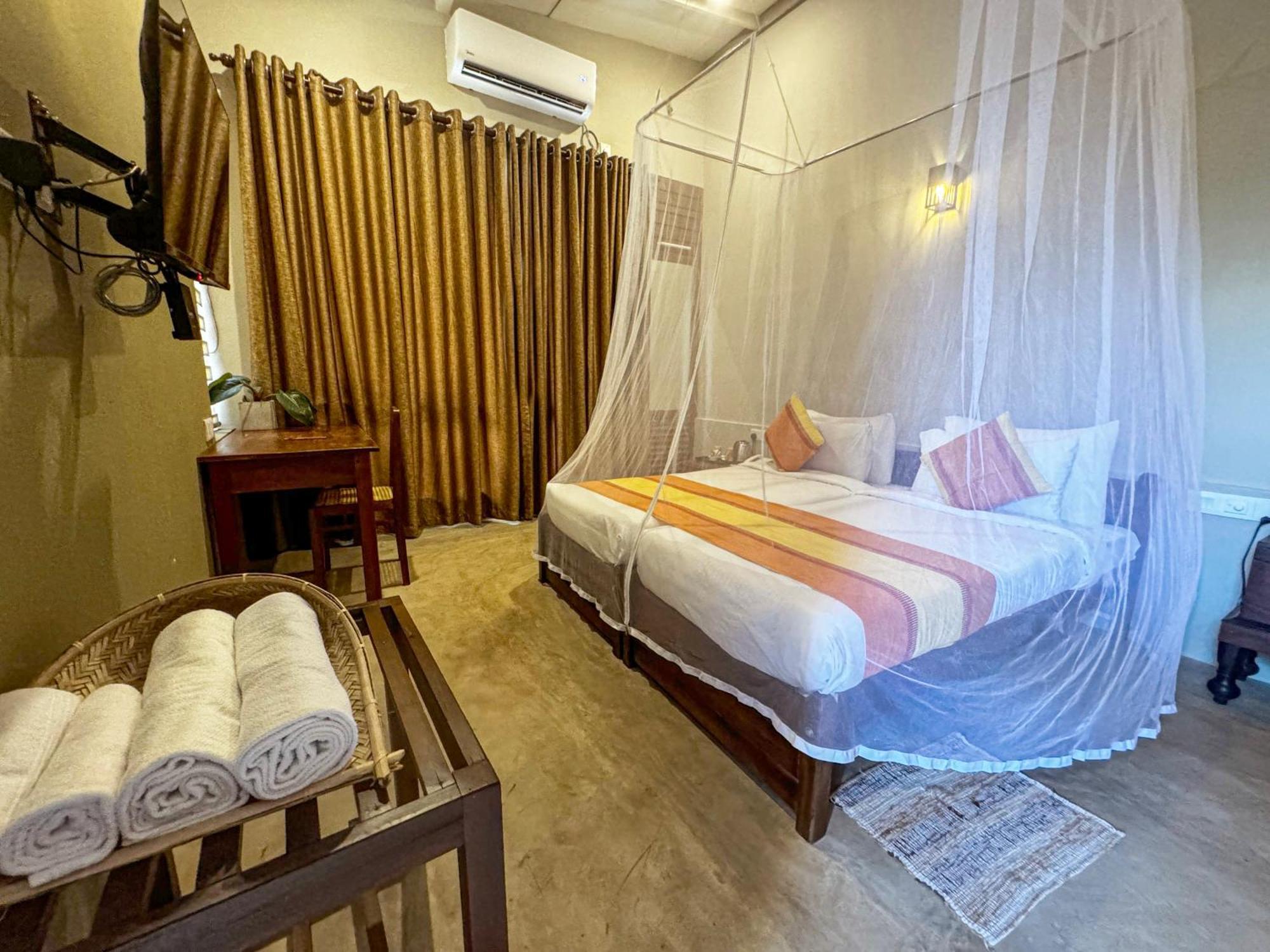 Ayur Ayur Resort & Ayurveda Retreat Negombo Bagian luar foto